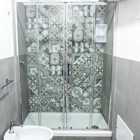 Montesantogroup House Naples